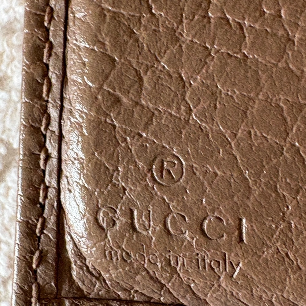Gucci Taupe marmot small trifold Leather Wallet with Gold Logo - Picture 12 of 15